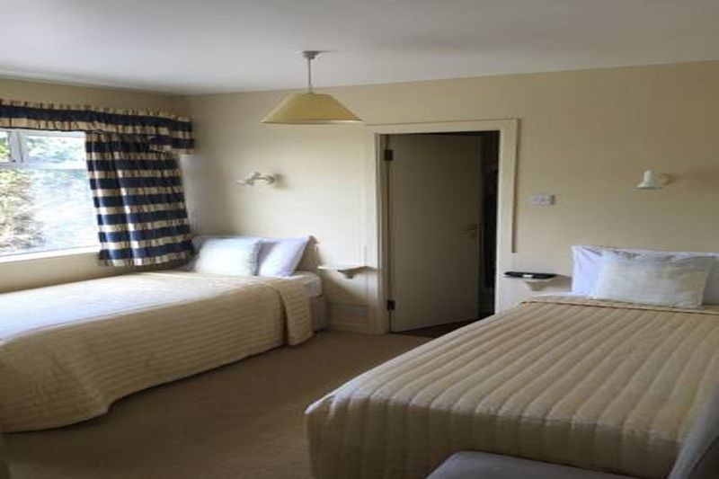 Fern Rock Bed And Breakfast Dromin Ngoại thất bức ảnh